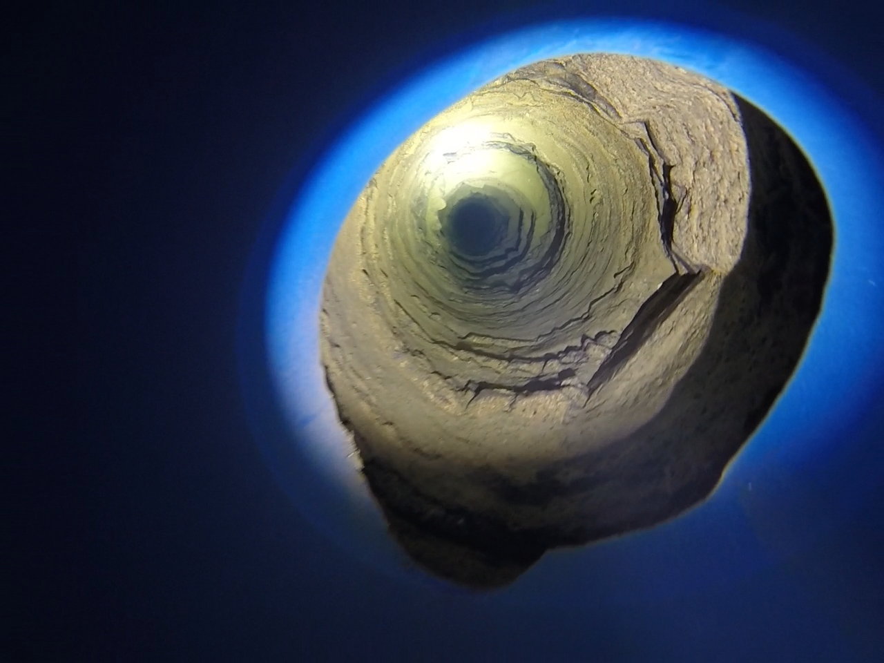 Filmagem interna de poço artesiano